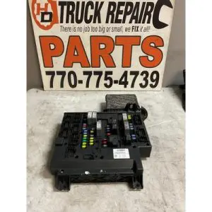 2013 FREIGHTLINER Cascadia DETROIT DD15 Chassis Cont Mod