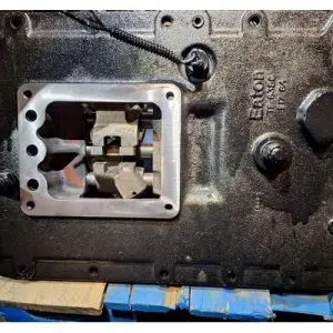 2012 Transmission EATON-FULLER FRO18913 FRO18918 TOP PLATE