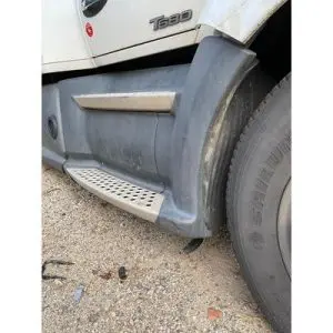 KENWORTH T680 Side Fairing