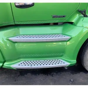 KENWORTH T680, Right Side Fairing