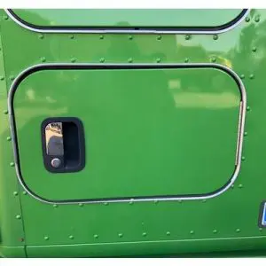 KENWORTH T680, Right Sleeper