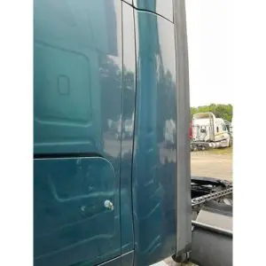 2010 KENWORTH T700 KENWORTH T700, 1XKFDP9X2CJ296598, Left Side Fairing