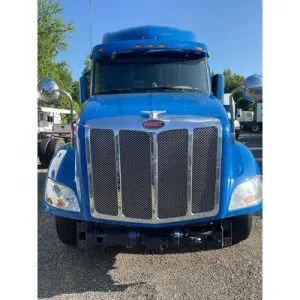 2018 PETERBILT 579 PETERBILT 579, 1XP-BDP9X-1-KD622736 Sleeper