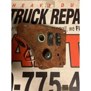 2006 Pete 387 17-05018M002 Dash Panel