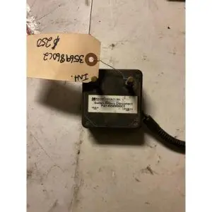 International 9400/9200 battery disconnect switch